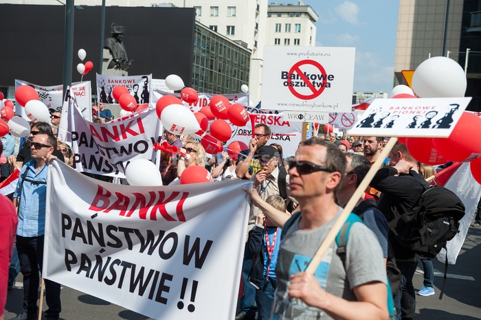 RobGajdaAntibankingDemonstration20150425124650.jpg