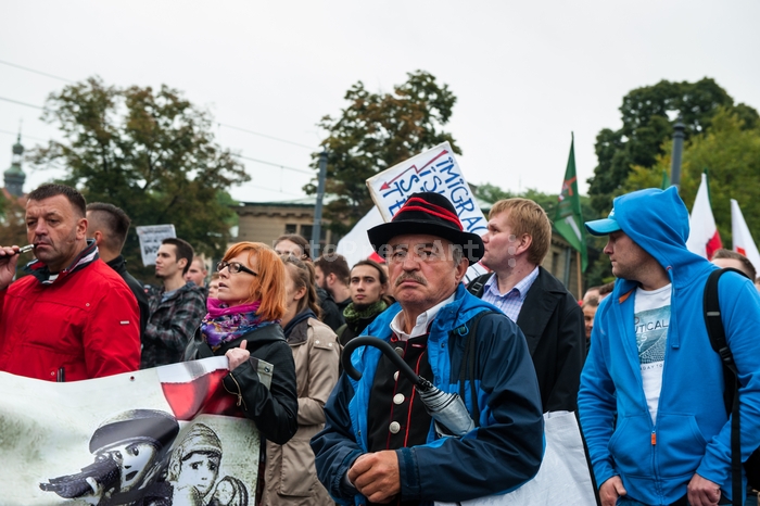 RobGajdaAntyimigrantsdemonstration20150912161133.jpg