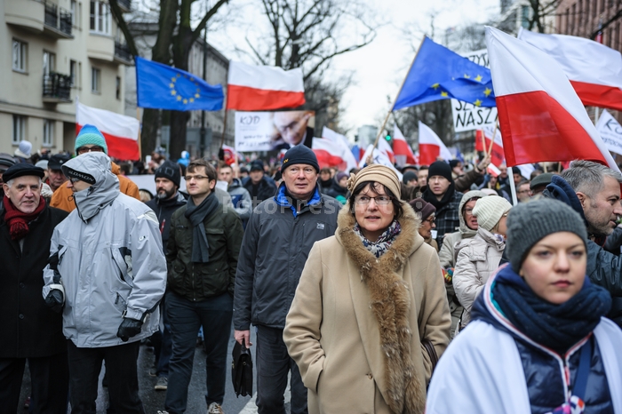 RobGajdaKODmanifestationWarsaw20151212125717.jpg