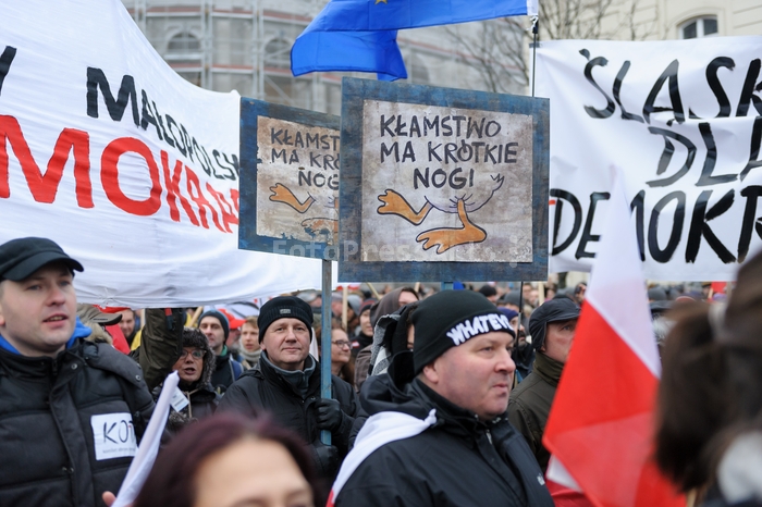 RobGajdaKODmanifestationWarsaw20151212144513.jpg