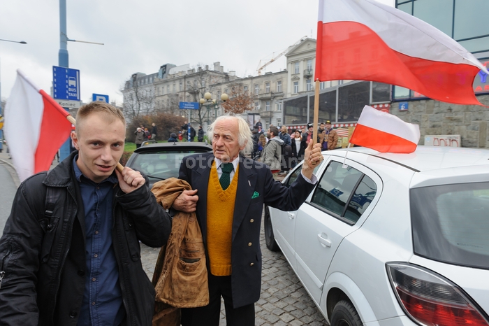 RobGajdaNationalistsManifestationWarsaw20151111143355.jpg