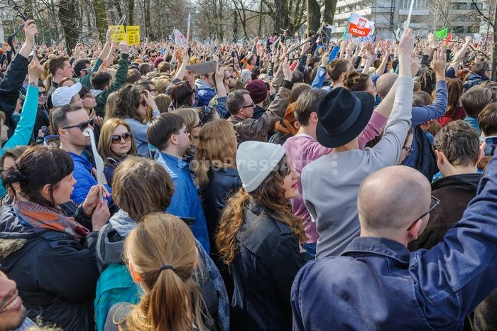 RobGajdademonstrationabortionWarsaw20160403134907.jpg