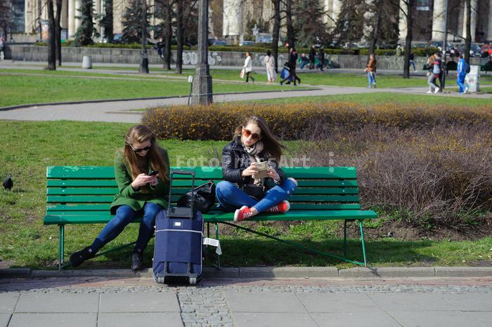 RobGajdagirlsselfieFotoPressArt20160403142800.jpg