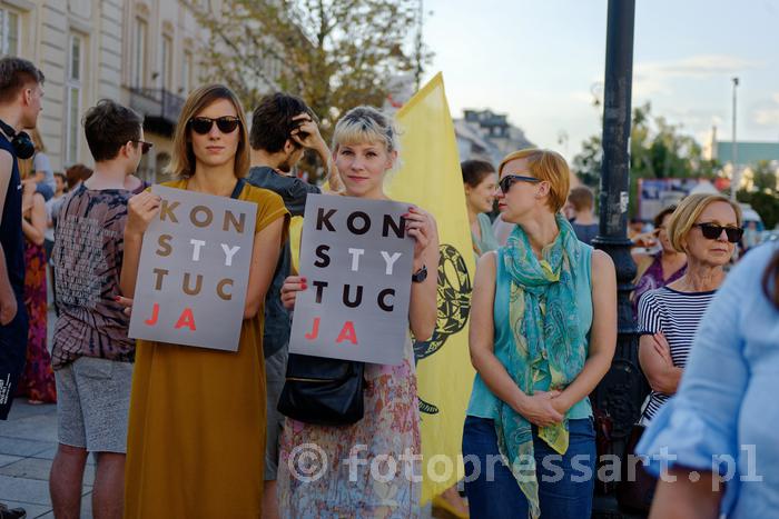 RobGajdamanifestacjaWetoFotoPressArt20180725191744.jpg