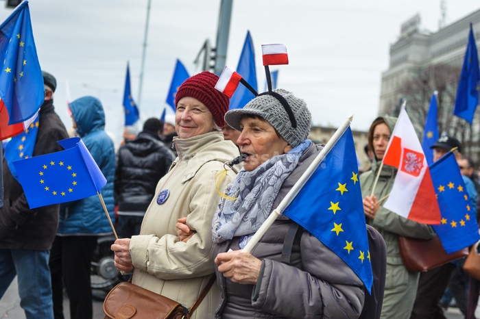 RobGajdamanifestationEUweloveyou20170325133918FotoPressArt.jpg