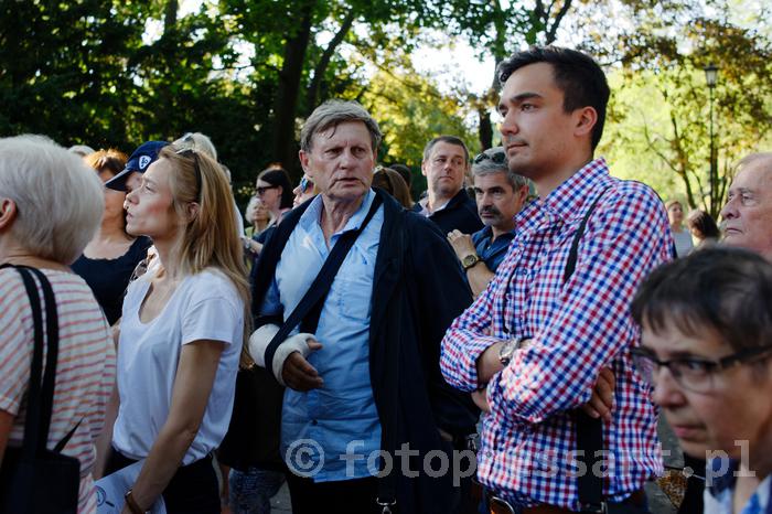 RobGajdamanifestationFotoPressArt20180724174402.jpg