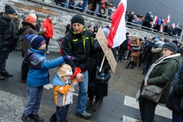 RobGajda_Father_with_children_20160109145002.jpg