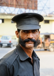 RobGajda_Guard_in_black_uniform20101008043039.jpg