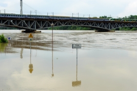 RobGajda_Vistula_river_flood_20100522151651.jpg