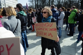 RobGajda_demonstration_abortion_Warsaw_20160403130807.jpg