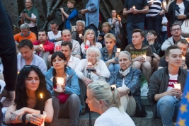 RobGajda_light_chain_protest_FotoPressArt_20170716201059.jpg