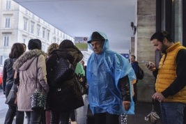 RobGajda_man_raincoat_FotoPressArt_20180409135923.jpg