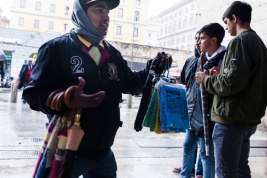 RobGajda_man_umbrellas_raincoats_FotoPressArt_20180409135129.jpg