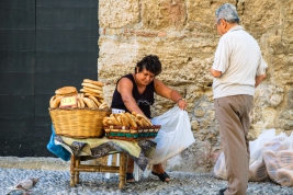 RobGajda_seller_rolls_FotoPressArt_20050823091118.jpg