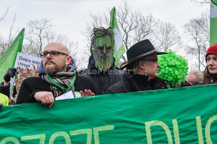 RobGajdaprotectbialowieza20160117123621.jpg