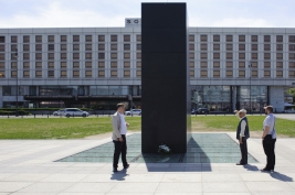 RobGajda_Black_monument_Smolensk_FotoPressArt_20180523112858.jpg