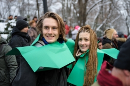 RobGajda_Couple_in_green_paper20160117125834.jpg