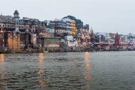 RobGajda_Ganges_bank20101014022951.jpg