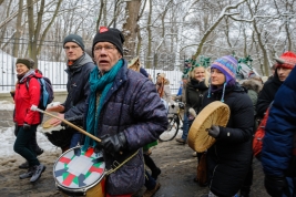 RobGajda_protesters_with_drums20160117124110.jpg