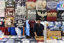 RobGajda_stall_t-shirts_FotoPressArt_20180406150731.jpg