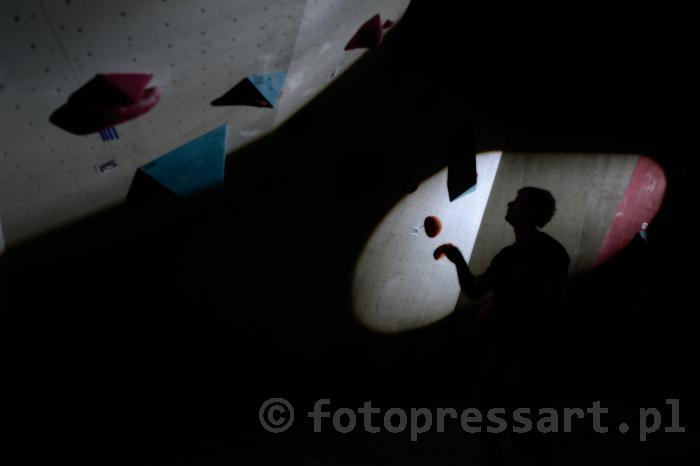 RobGajdaBoulderingFotoPressArt20190302214511.jpg