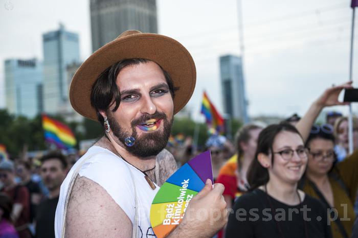 RobGajdaEqualityParadeFotoPressArt20190608155533.jpg