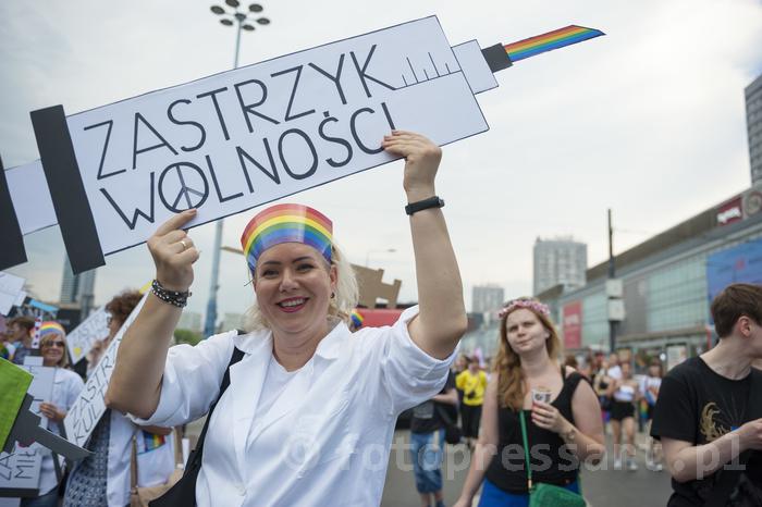 RobGajdaEqualityParadeFotoPressArt20190608160646.jpg