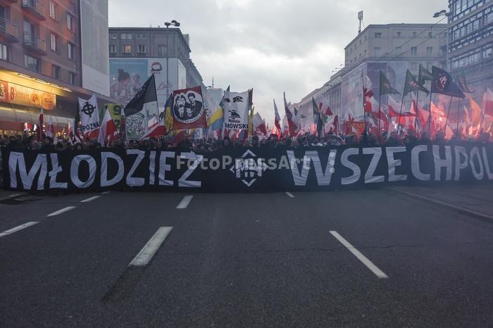 RobGajdaIndependenceMarchWarsaw2017FotoPressArt20171111163857.jpg