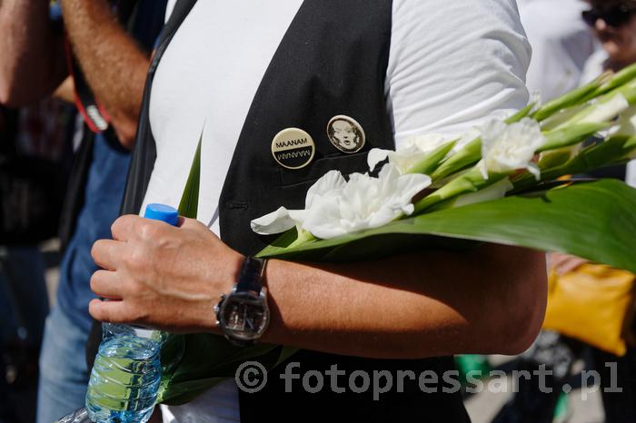 RobGajdaKorafuneralFotoPressArt20180808115228.jpg