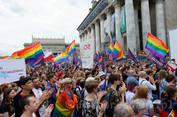 RobGajdaManifestationPolandAgainstViolenceFotoPressArt20190727141628.jpg