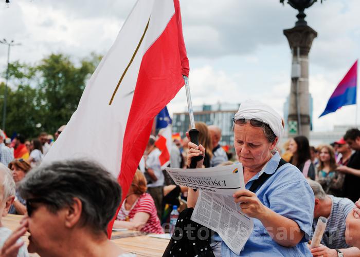 RobGajdaManifestationPolandAgainstViolenceFotoPressArt20190727144204.jpg