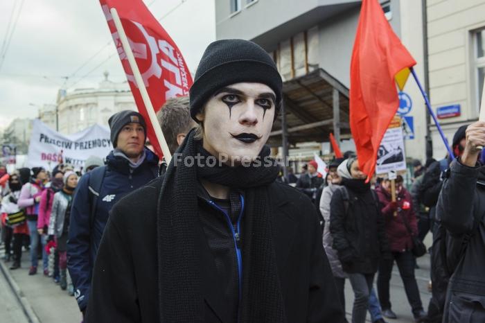 RobGajdaantifascistdemonstration2017FotoPressArt20171111152336.jpg