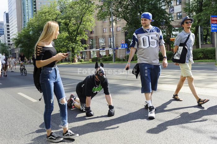 RobGajdaequallityparade2018FotoPressArt20180609161847.jpg