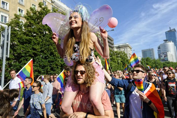 RobGajdaequallityparade2018FotoPressArt20180609165108.jpg