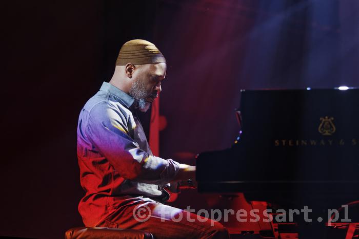 RobGajdaJazzJamobreeOrrinEvansFotoPressArt20181026220225.jpg