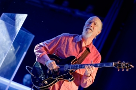 RobGajda_John_Scofield_FotoPressArt_20180708221536.jpg